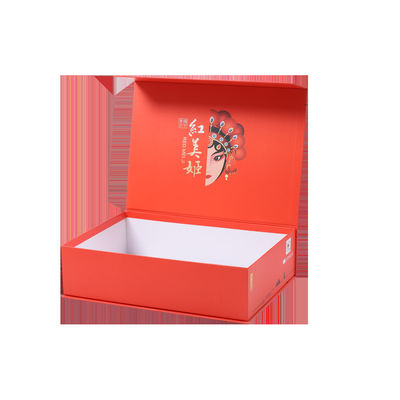 ভালো দাম কাস্টমাইজড ক্যাপাসিটি ম্যাট ব্ল্যাক প্লেিং কার্ড উপহার বাক্স এমবসড লোগো সহ অনলাইন